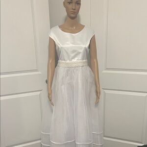 Charming White Satin Kids Formal Dress
